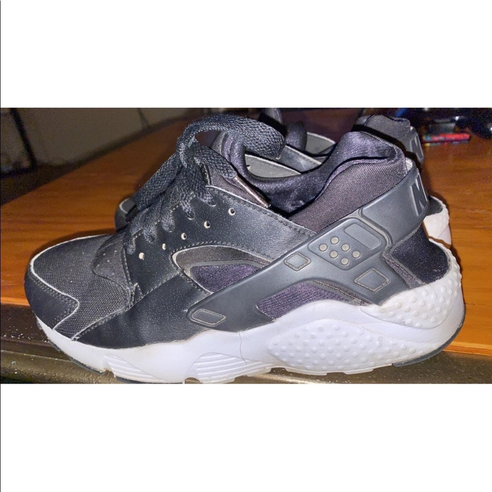 Nike Hurrache Shoes